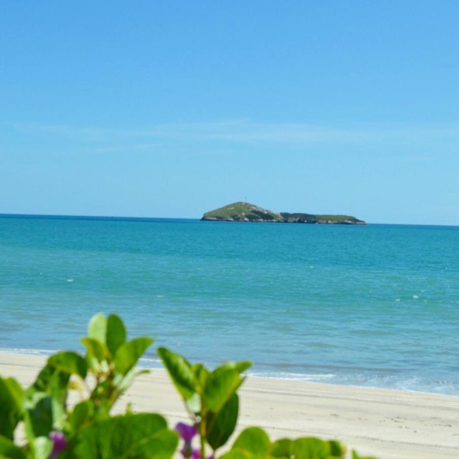 Acuarela Hostal Playa Blanca  Exterior photo